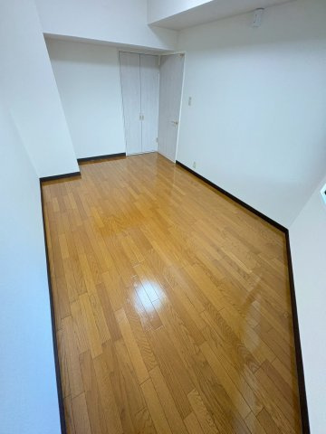 夙川リンデンハイムの洋室