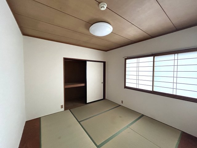 八戸市高州2丁目の和室|1階約4.5帖和室の写真です。