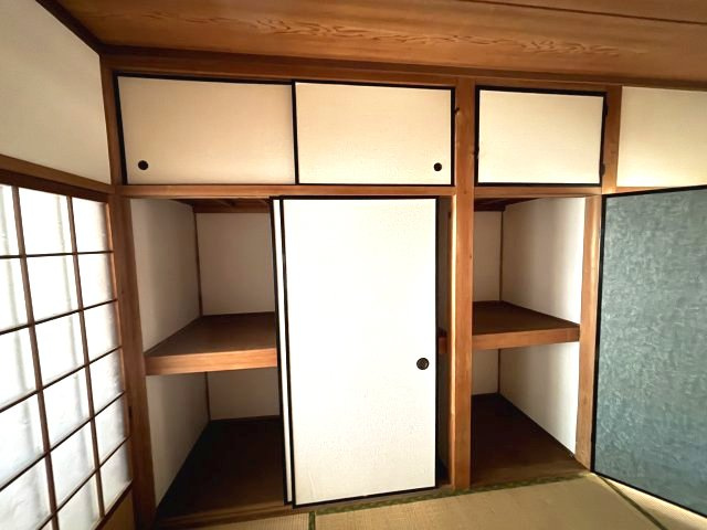 東阪田文化住宅の収納