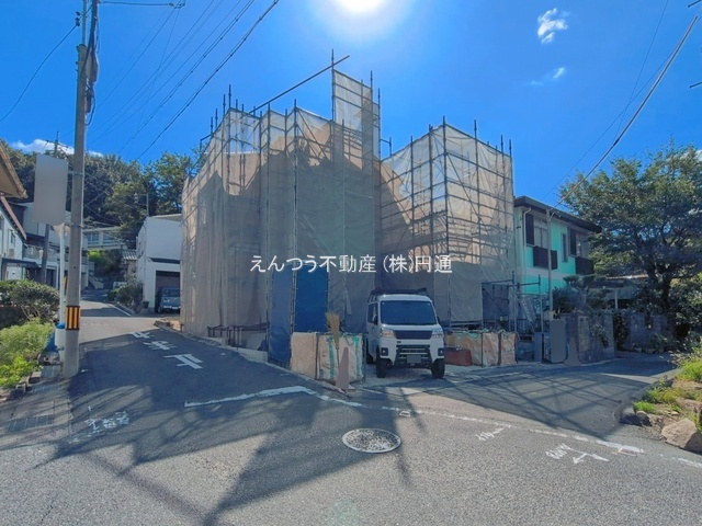 グラファーレ東権現町の前面道路含む現地写真