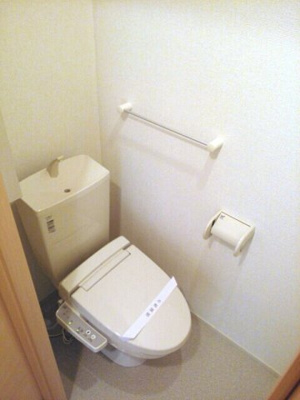 【トイレ】 | ドミールたかくらⅢ・Ａ | 落ち着いたトイレです