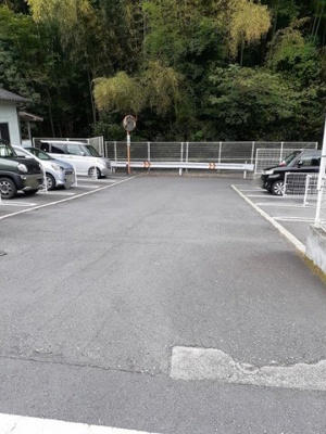 【駐車場】 | プレズィール | 駐車場があります