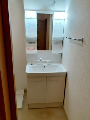 【洗面所】 | チェリーハウス | コンパクトで使いやすい洗面所