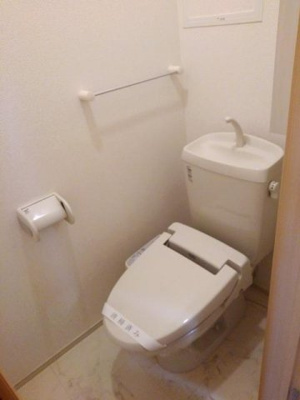 【トイレ】 | コモド若宮 | コンパクトで使いやすいトイレです