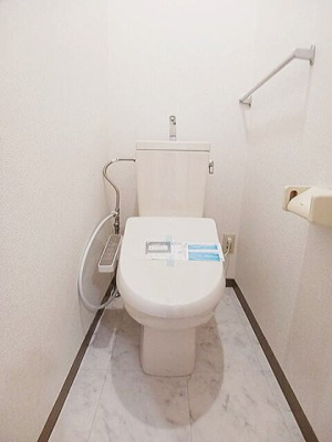【トイレ】 | クローバーＢ | シンプルで使いやすいトイレです