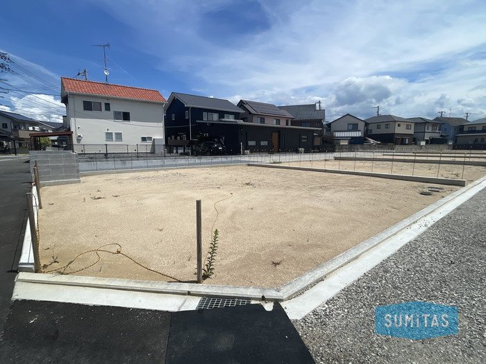 西垣生町　13区画