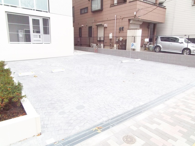 ジェノヴィア駒込駅グリーンヴェールの駐車場|こちらは駐車場です！！