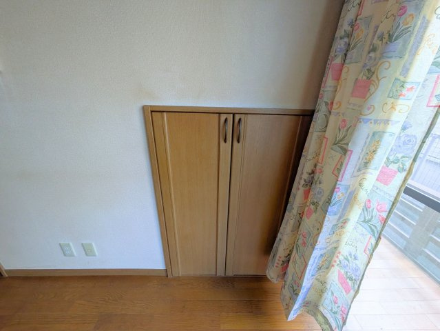 水泥町戸建の収納|大きなスペースがあり、収納には困りません