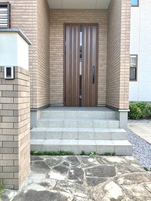 【エントランス】 | 学園の森戸建