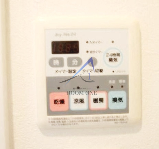 シャンブリーズ三越前