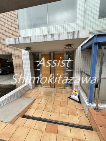 TWIZAのエントランス