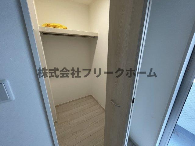 小金井市緑町５丁目のアパートの収納