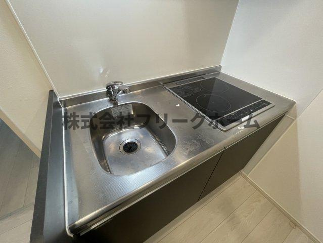 小金井市緑町５丁目のアパートのキッチン