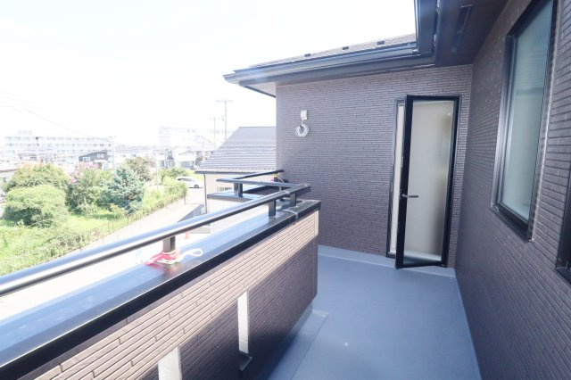郡山市東原１丁目　　　２号棟　　　富田東小学校、富田中学区のバルコニー|北側バルコニー♪