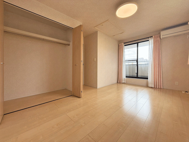 名取市増田８丁目の洋室