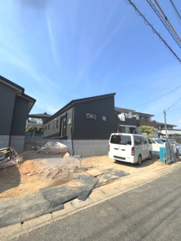 西区上山門２丁目8期　の前面道路含む現地写真