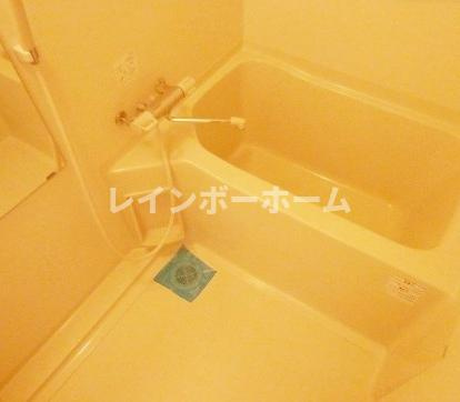 ライジングプレイス上板橋の浴室