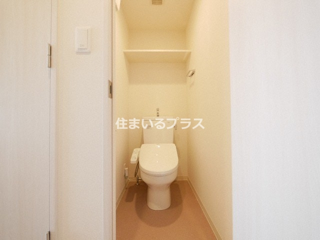 プレサンス大阪都島エレナードのトイレ