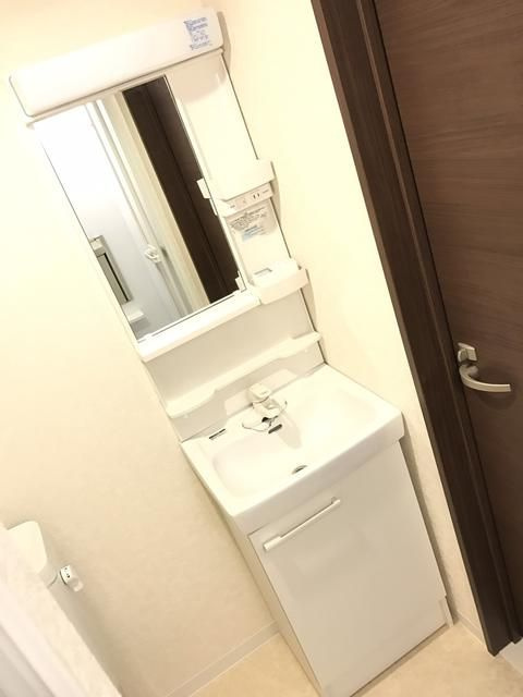 ストラーダ本町通の洗面所