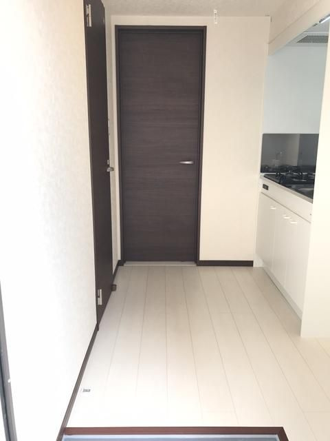 ストラーダ本町通の玄関