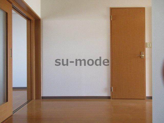 清和幸マンションA棟の内装