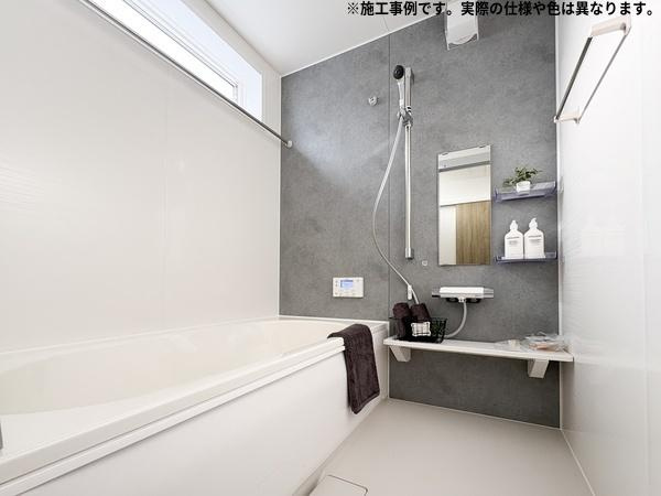 屋山ⅤＷ　新築の内観：施工例|バス施工事例写真
※写真はイメージです。実際の向き・仕様とは異なる場合があります。