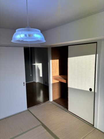 シャトー三愛の和室|和室（約6.0帖）