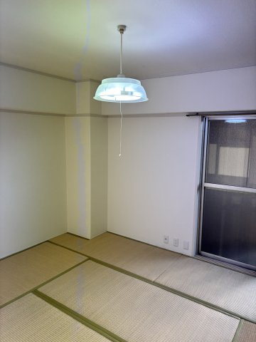 シャトー三愛の和室|和室（約8.0帖）