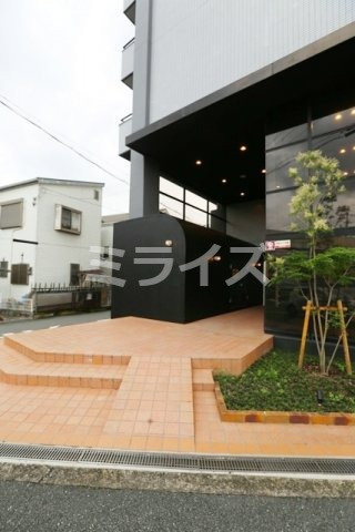 【エントランス】 | ルミナス岸部