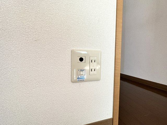 クレヨンの設備