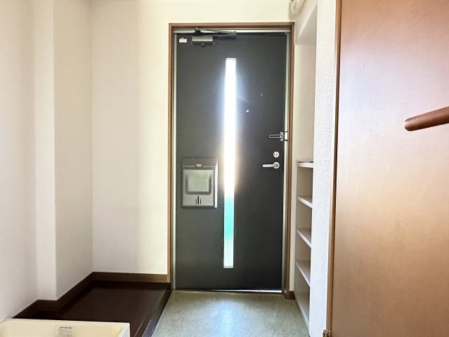 クレヨンの玄関