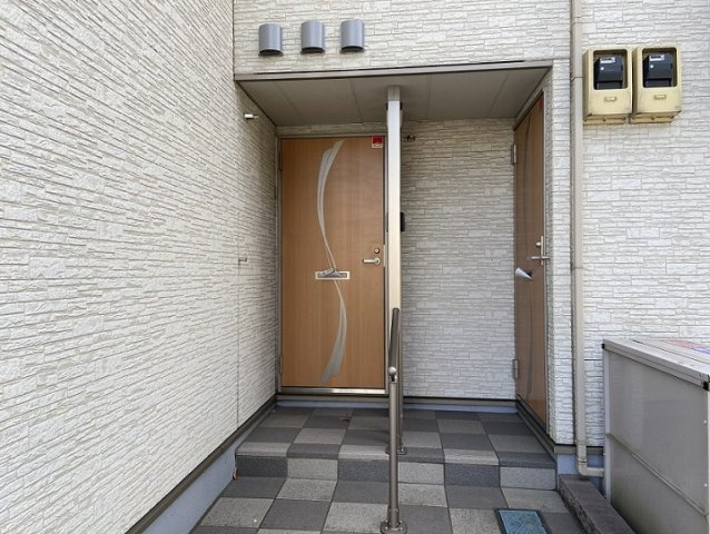 クレイノＩＬ　ＶＩＮＯ　Ⅴの玄関
