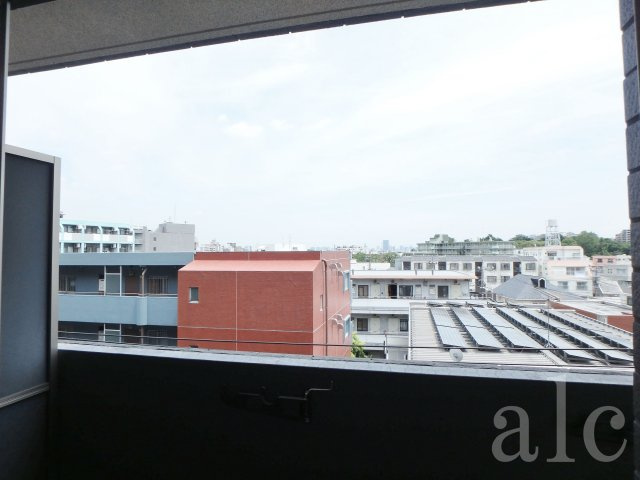 練馬区豊玉北３丁目の賃貸マンションのバルコニー|同仕様