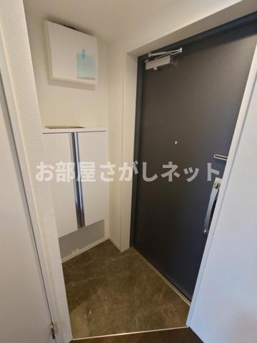 Aglaia 千石 Deux【フリーレント付、敷金礼金ゼロ】の玄関