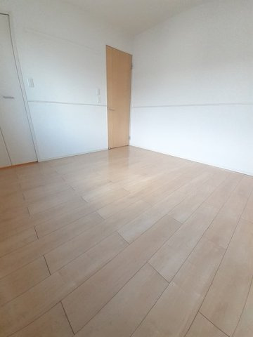 Ｅ．ＳエレガンシアⅡの内装