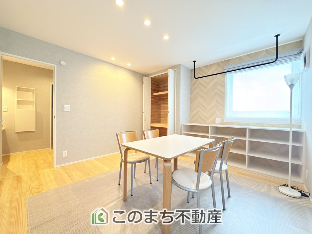 壬生町六美町モデルの洋室|南向きで陽当たりの良い洋室♪風通しもよく快適です☆