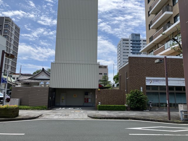 ビューシエル豊橋広小路の駐車場