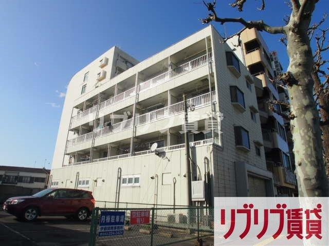 川上ビルの外観