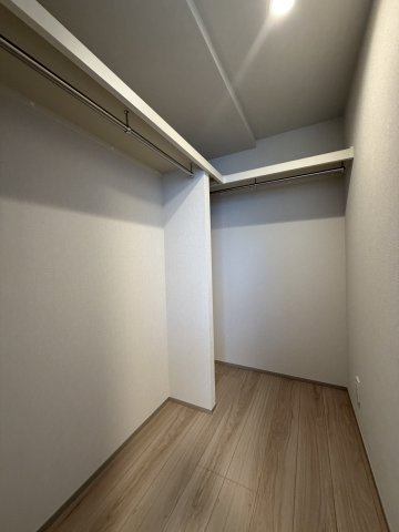 なかのサンクオーレの収納|ウォークインクローゼット