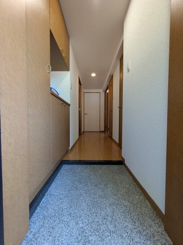 ステラカーサの玄関