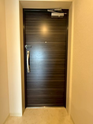 【玄関】 | エストゥルースプラス大阪福島