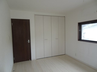 【洋室】 | 川西市緑台1丁目9の4　中古一戸建て