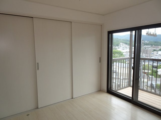 【洋室】 | 川西市緑台1丁目9の4　中古一戸建て