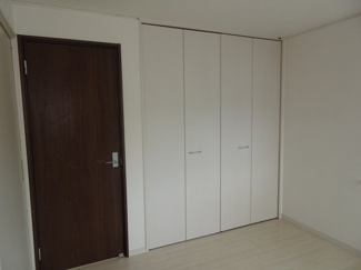 【洋室】 | 川西市緑台1丁目9の4　中古一戸建て