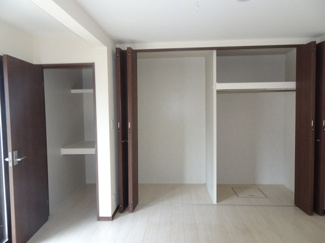 【収納】 | 川西市緑台1丁目9の4　中古一戸建て