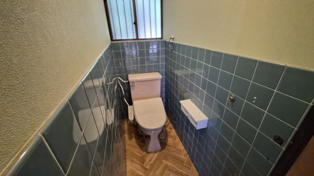 萩乃里　戸建のトイレ