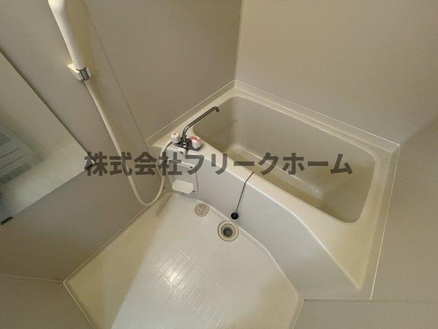 小金井市本町３丁目の賃貸マンションの浴室