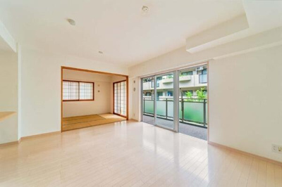  | 約12帖のゆとりあるLD。和室と…