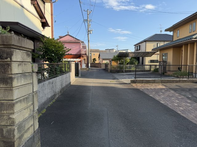 【前面道路含む現地写真】の画像