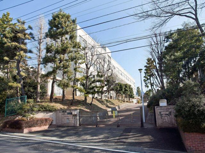  | 横浜市立山内中学校まで2,900m